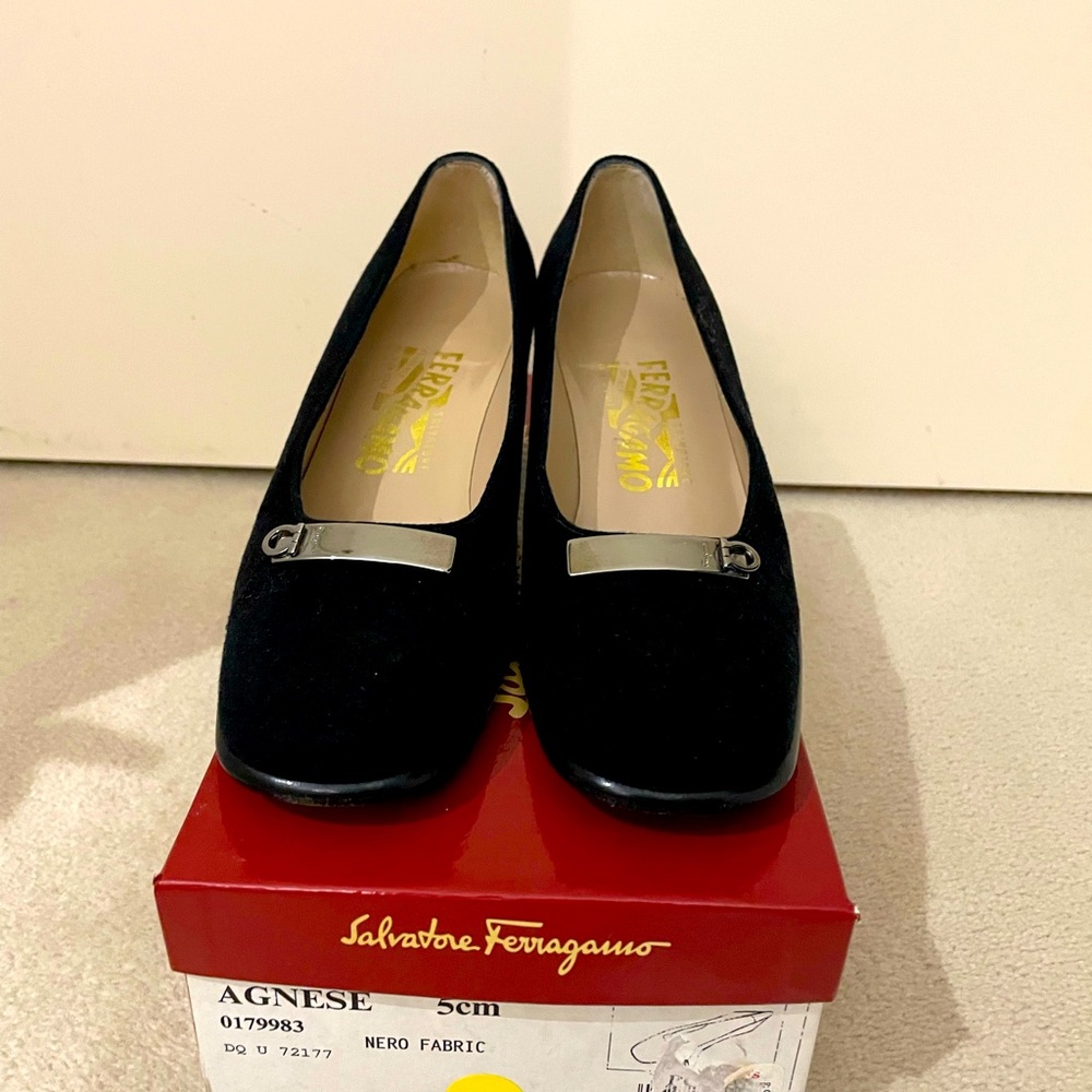 Vintage Salvatore Ferragamo Pumps